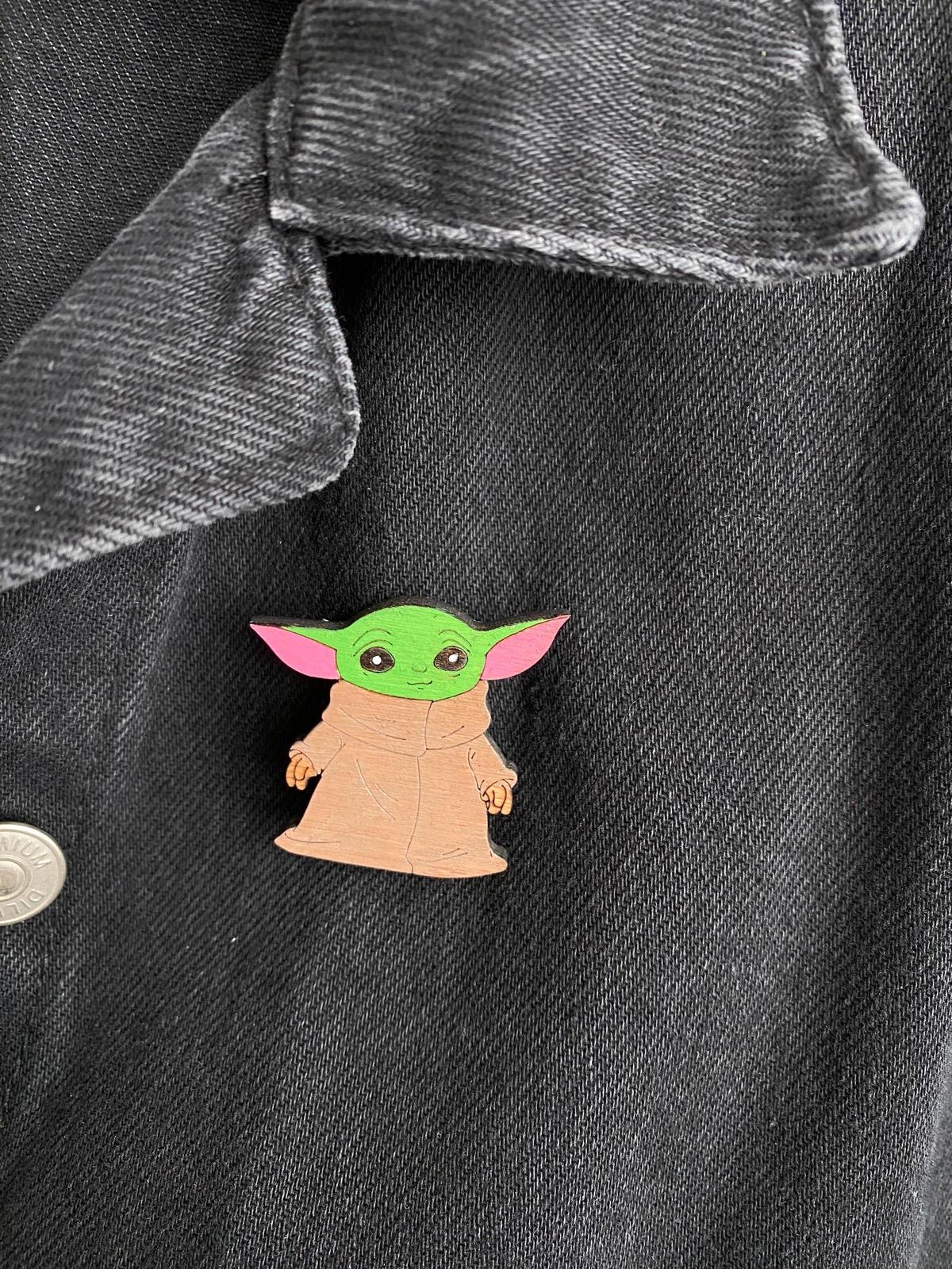 Star Wars Baby Yoda Grogu Ahşap El Boyaması Broş 